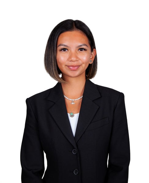Alexa Mairin Canlas, Associate